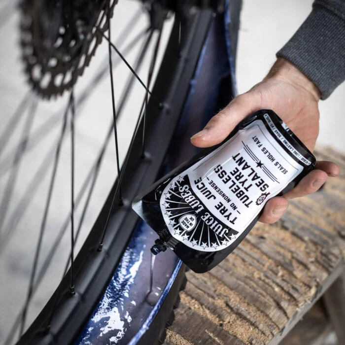 Juice Lubes Tyre Juice, tesnilna tekočina - Image 5
